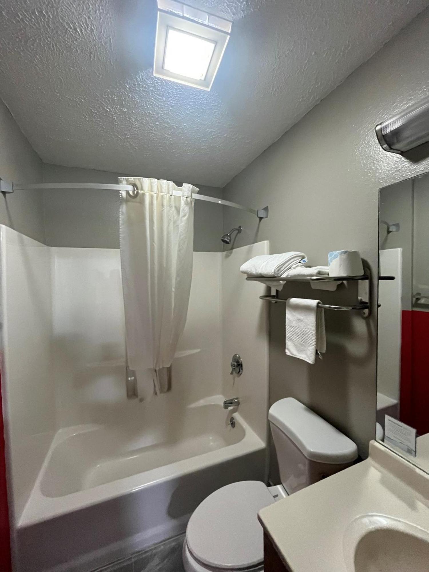 Hotel Super 8 By Wyndham Blair Extérieur photo